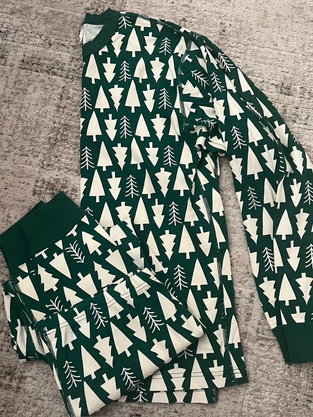 Hanna Andersson Women’s XL Christmas Tree Green Pajama Set Long Sleeve